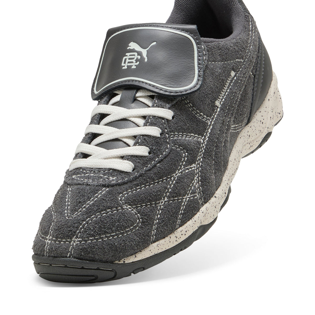 Reigning Champ King Indoor Spikeless Golf Shoes | Puma Golf Signature